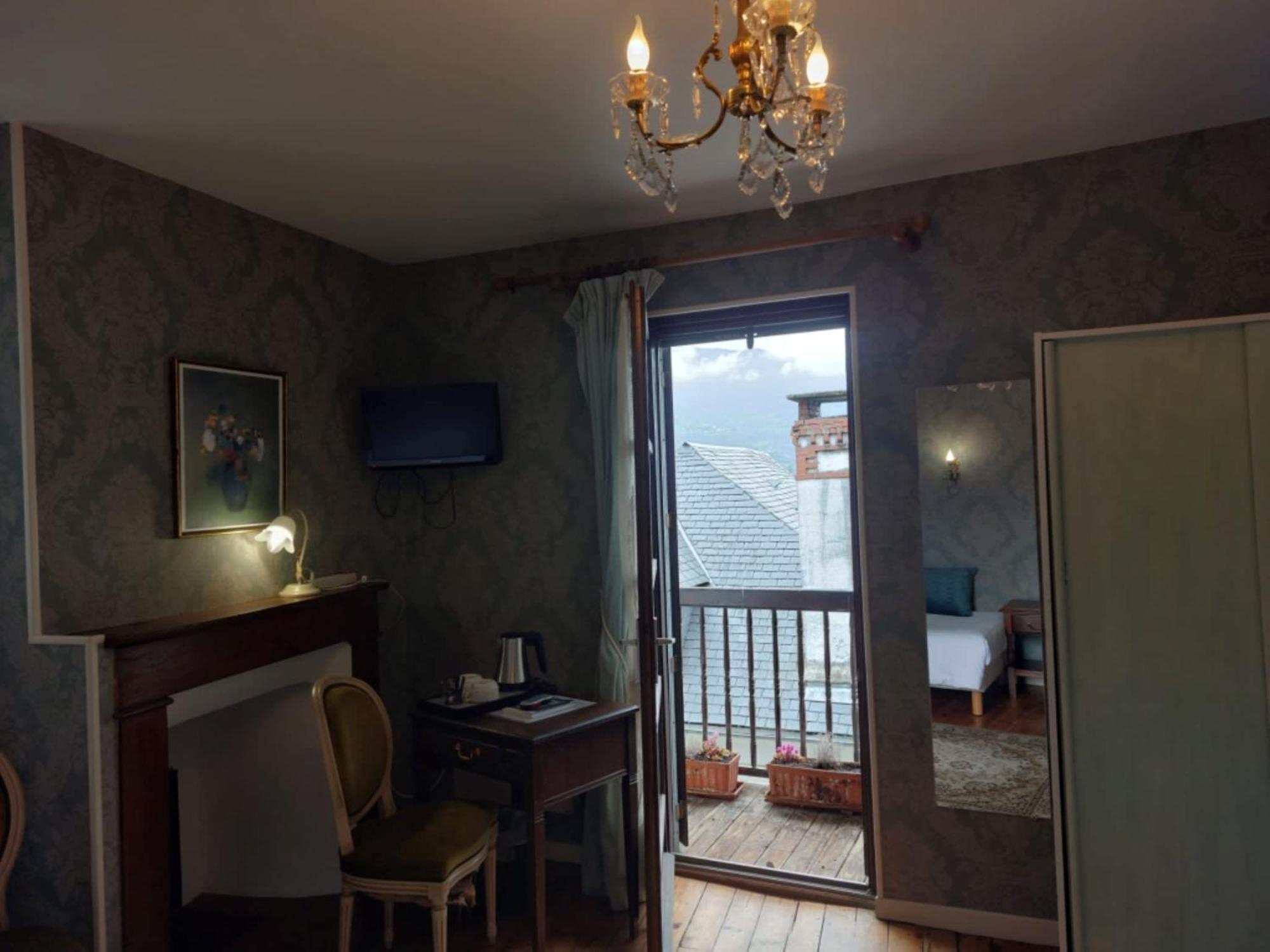 Dolwin Bed & Breakfast Argeles-Gazost Bagian luar foto